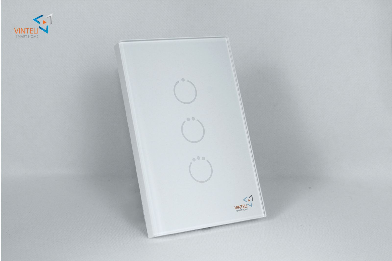 Công tắc cảm ứng Vinteli Smart Home phiên bản 3 nút